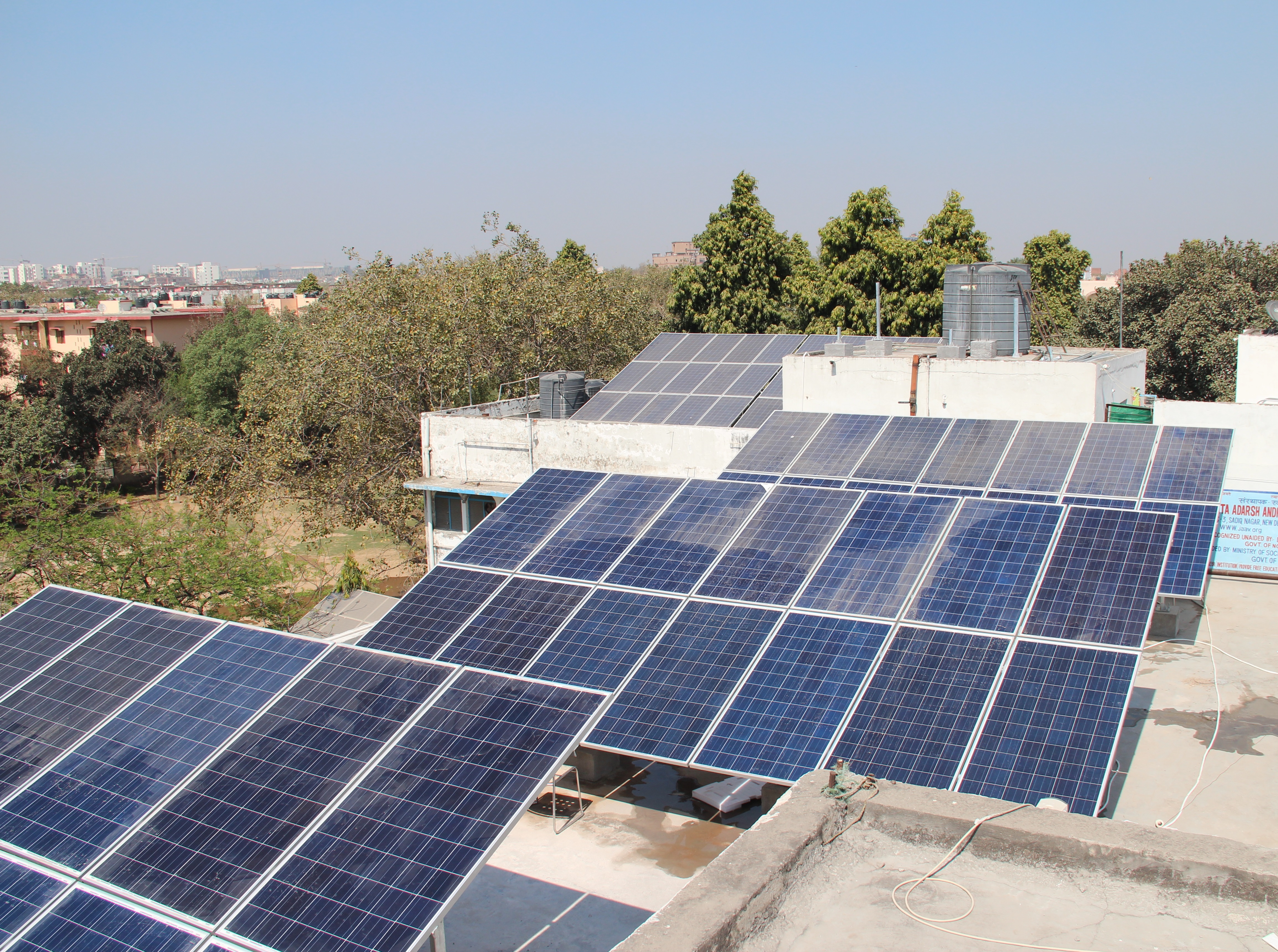 Rooftop solar systems Image